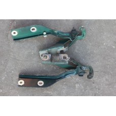 петли капота Nissan p12